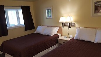 Captain's Quarters Motel