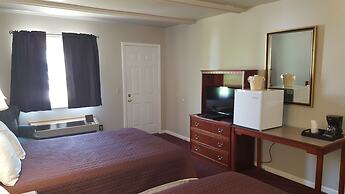 Captain's Quarters Motel