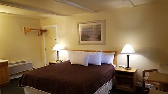 Captain's Quarters Motel