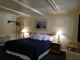 Captain's Quarters Motel