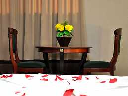 Crystal Plaza Hotel
