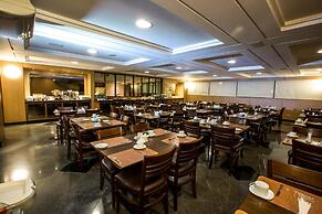 Crystal Plaza Hotel