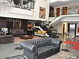 Crystal Plaza Hotel