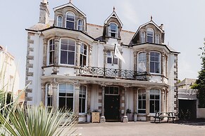 Hotel VARA