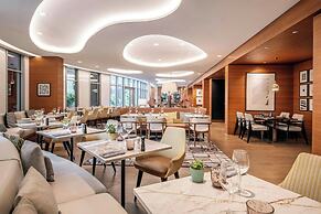 Renaissance Paris Republique Hotel