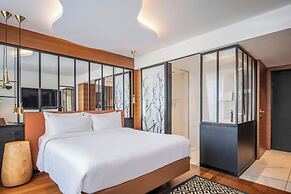 Renaissance Paris Republique Hotel