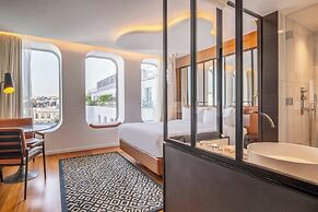 Renaissance Paris Republique Hotel