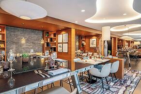 Renaissance Paris Republique Hotel