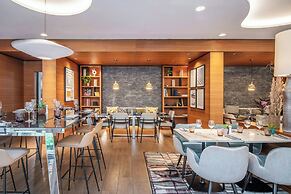 Renaissance Paris Republique Hotel