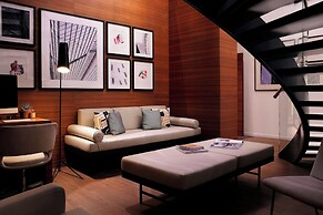 Renaissance Paris Republique Hotel