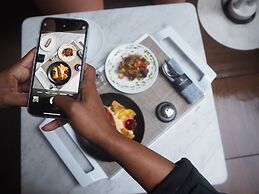 Renaissance Paris Republique Hotel