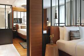 Renaissance Paris Republique Hotel