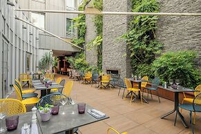 Renaissance Paris Republique Hotel