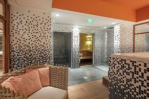 Renaissance Paris Republique Hotel