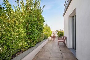 Renaissance Paris Republique Hotel