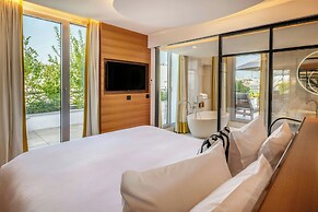 Renaissance Paris Republique Hotel