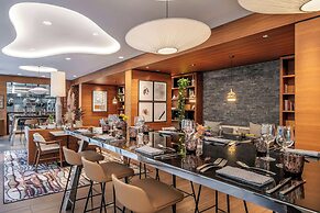 Renaissance Paris Republique Hotel