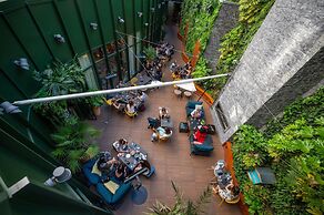 Renaissance Paris Republique Hotel