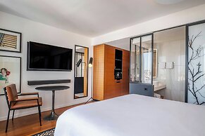 Renaissance Paris Republique Hotel