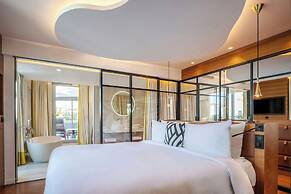 Renaissance Paris Republique Hotel