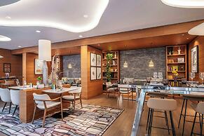 Renaissance Paris Republique Hotel