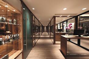 Renaissance Paris Republique Hotel