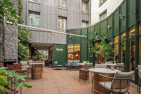 Renaissance Paris Republique Hotel