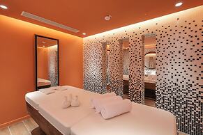 Renaissance Paris Republique Hotel