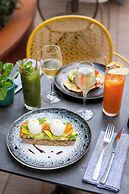 Renaissance Paris Republique Hotel