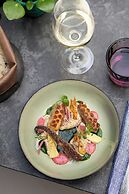 Renaissance Paris Republique Hotel