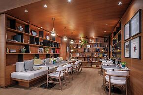 Renaissance Paris Republique Hotel