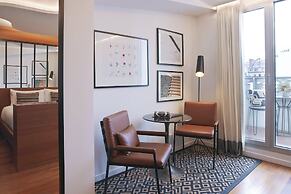Renaissance Paris Republique Hotel