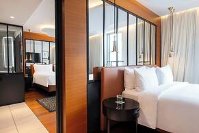 Renaissance Paris Republique Hotel