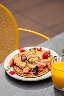 Renaissance Paris Republique Hotel