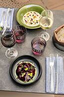 Renaissance Paris Republique Hotel