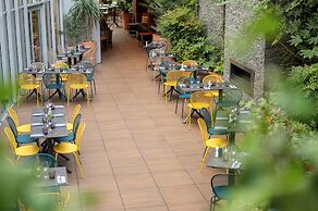 Renaissance Paris Republique Hotel