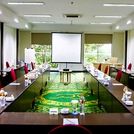 Days Hotel & Suites by Wyndham Jakarta Airport