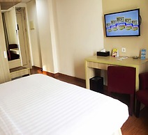 Days Hotel & Suites by Wyndham Jakarta Airport