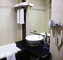 Days Hotel & Suites by Wyndham Jakarta Airport