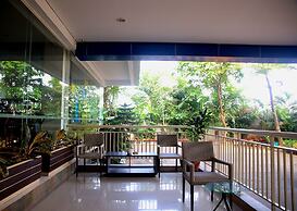 Days Hotel & Suites by Wyndham Jakarta Airport