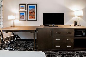 La Quinta Inn & Suites by Wyndham Pampa