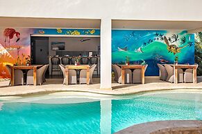 All Seasons Apartments