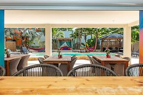 All Seasons Apartments