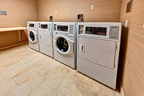 Courtyard Westbury Long Island