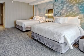 Courtyard Westbury Long Island