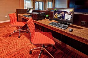 Courtyard Westbury Long Island