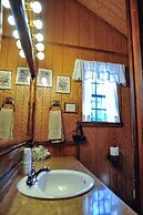 Bear Creek Motel And Cabins