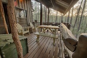 Bear Creek Motel And Cabins