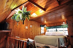 Bear Creek Motel And Cabins