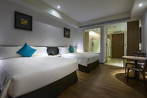 Just Sleep Kaohsiung Station